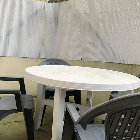 Rez-de-chaussee Avec Terrasse Privative شقة *